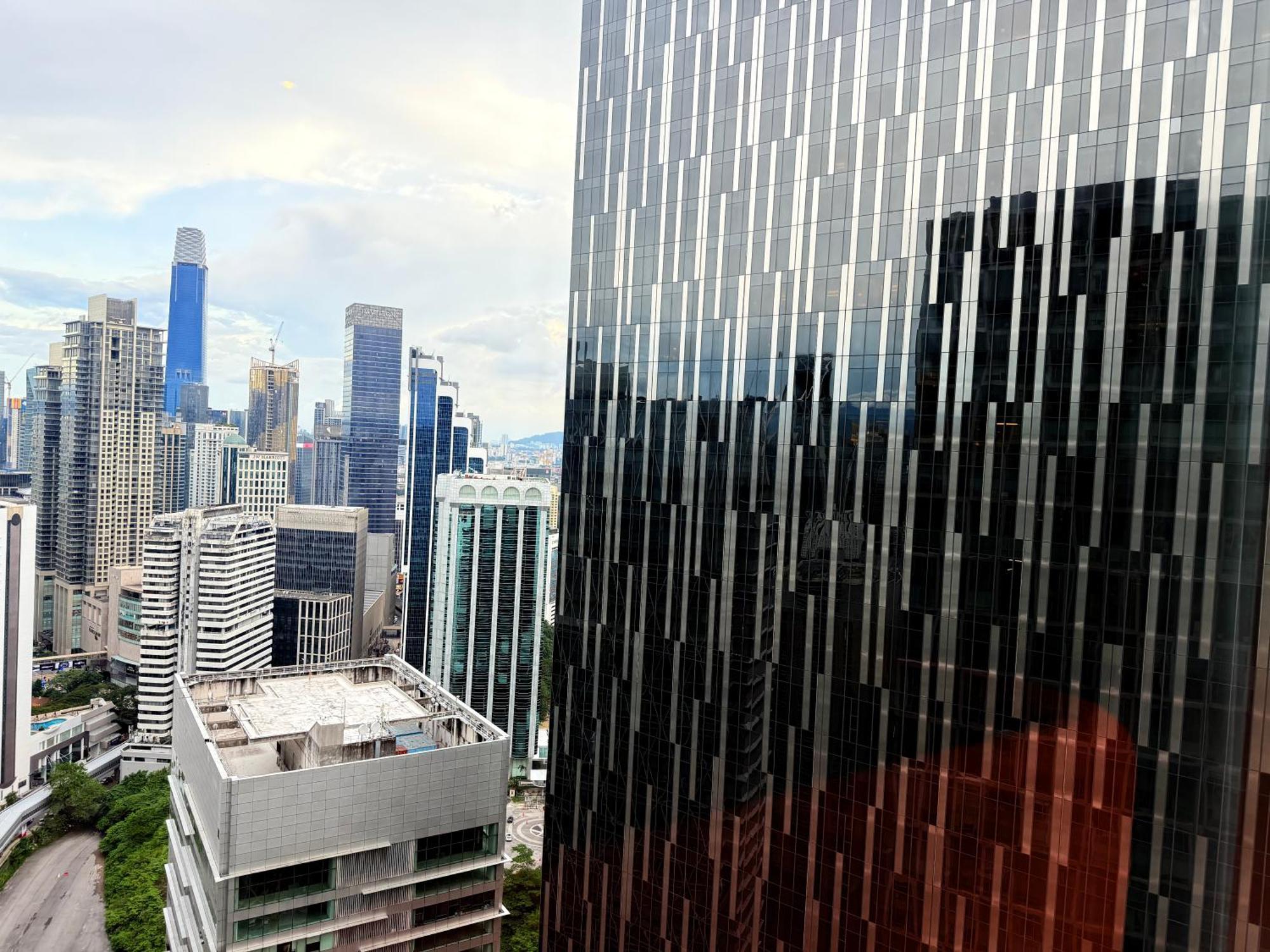 Soho Suites Klcc By Angel Κουάλα Λουμπούρ Εξωτερικό φωτογραφία